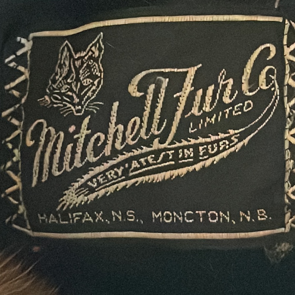 Mitchell Fur Company Persian Lamb coat - Picture 2 of 7
